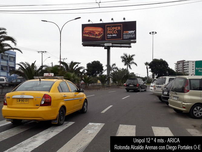 Arica | Rotonda Alcalde Arena (Azapa) con Diego Portales O-E | Unipole